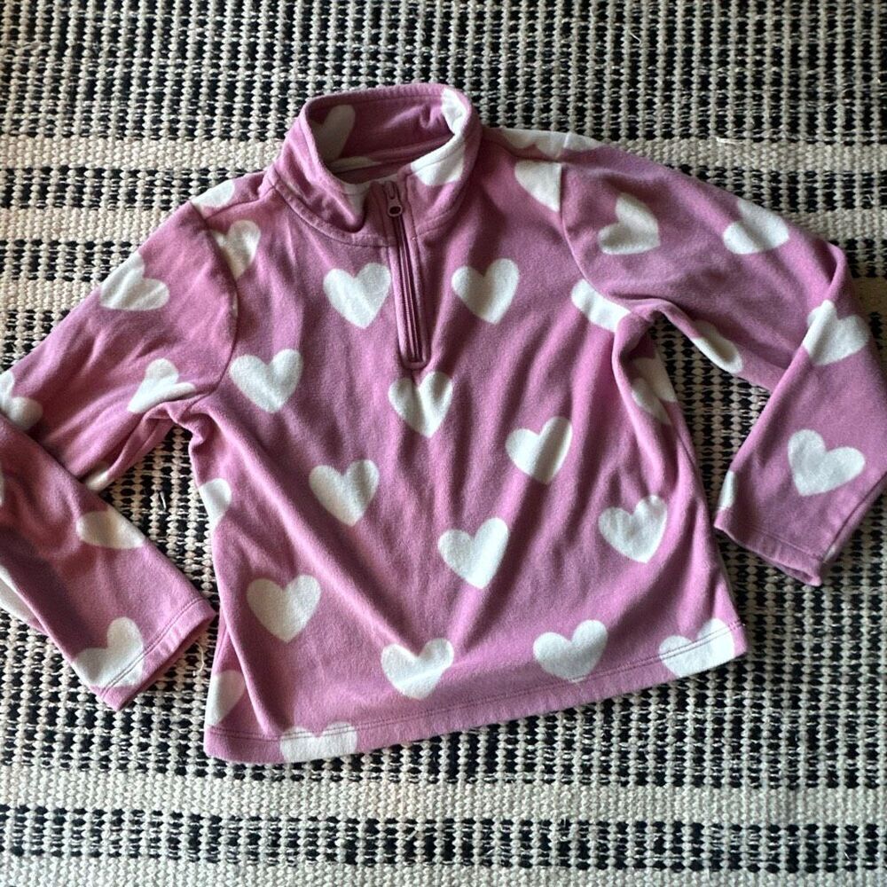 Children’s place size 7/8 little girls pink heart print pullover half zip sweate